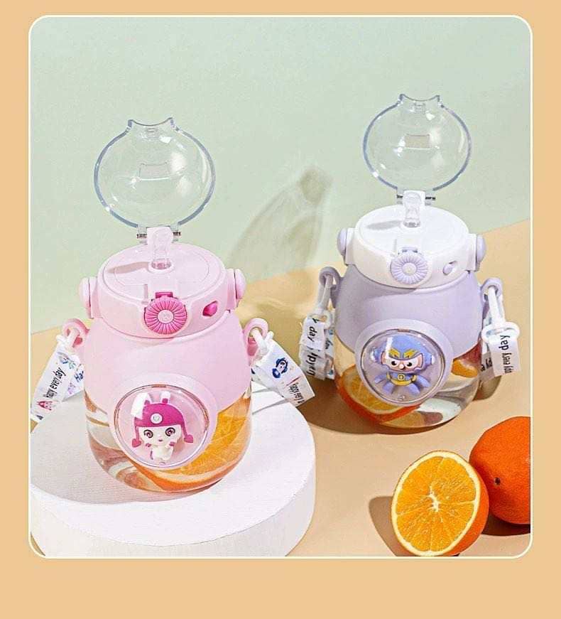🌸 Gourde Enfant 3D Décorée – Design Mignon et Pratique 🌸